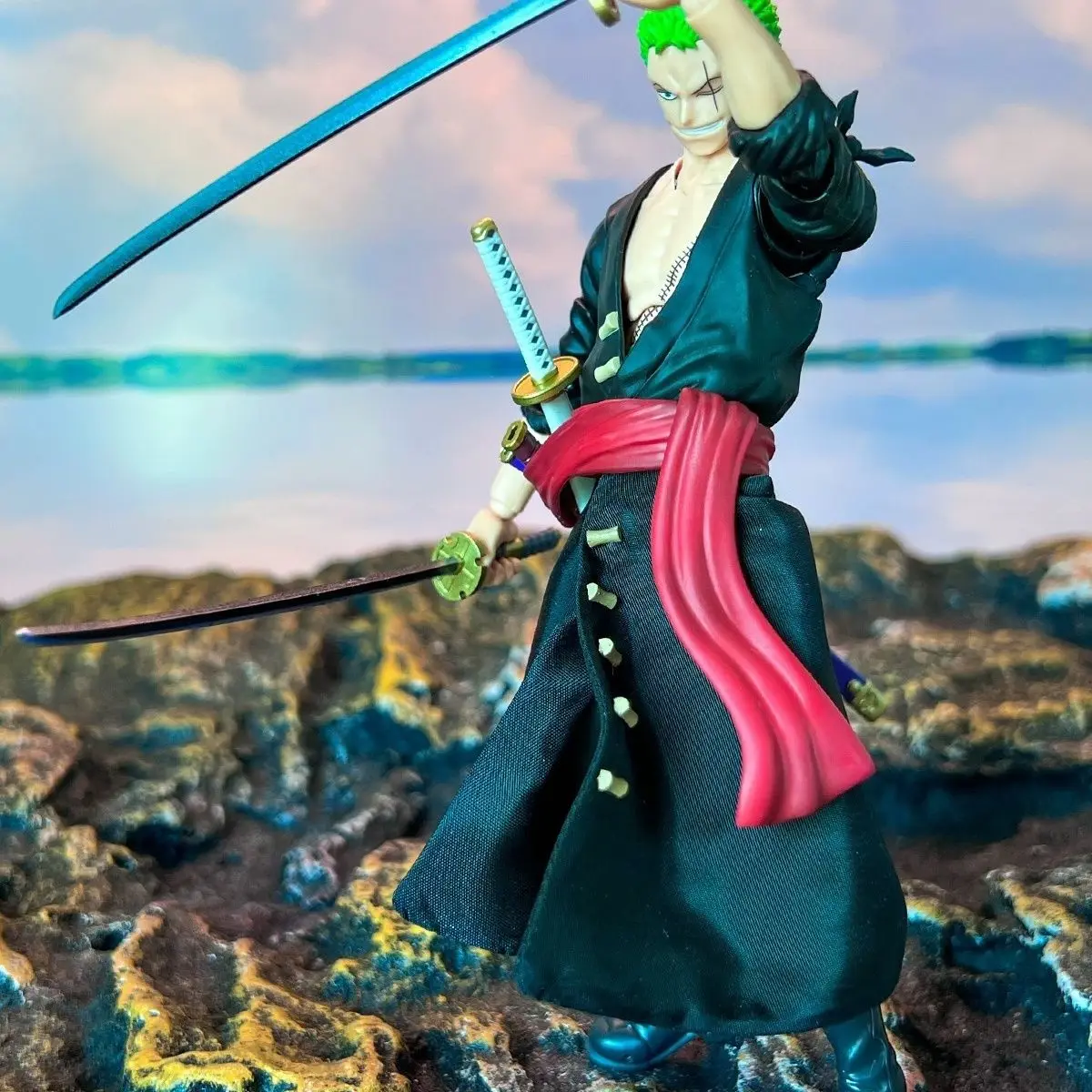 Anime One Piece Roronoa Zoro Adjustable Handmade Skirt Movable Humanoid Action Figure Toy Anime One Piece Roronoa Zoro Adjustable Handmade Skirt Movable Humanoid Action Figure Toy